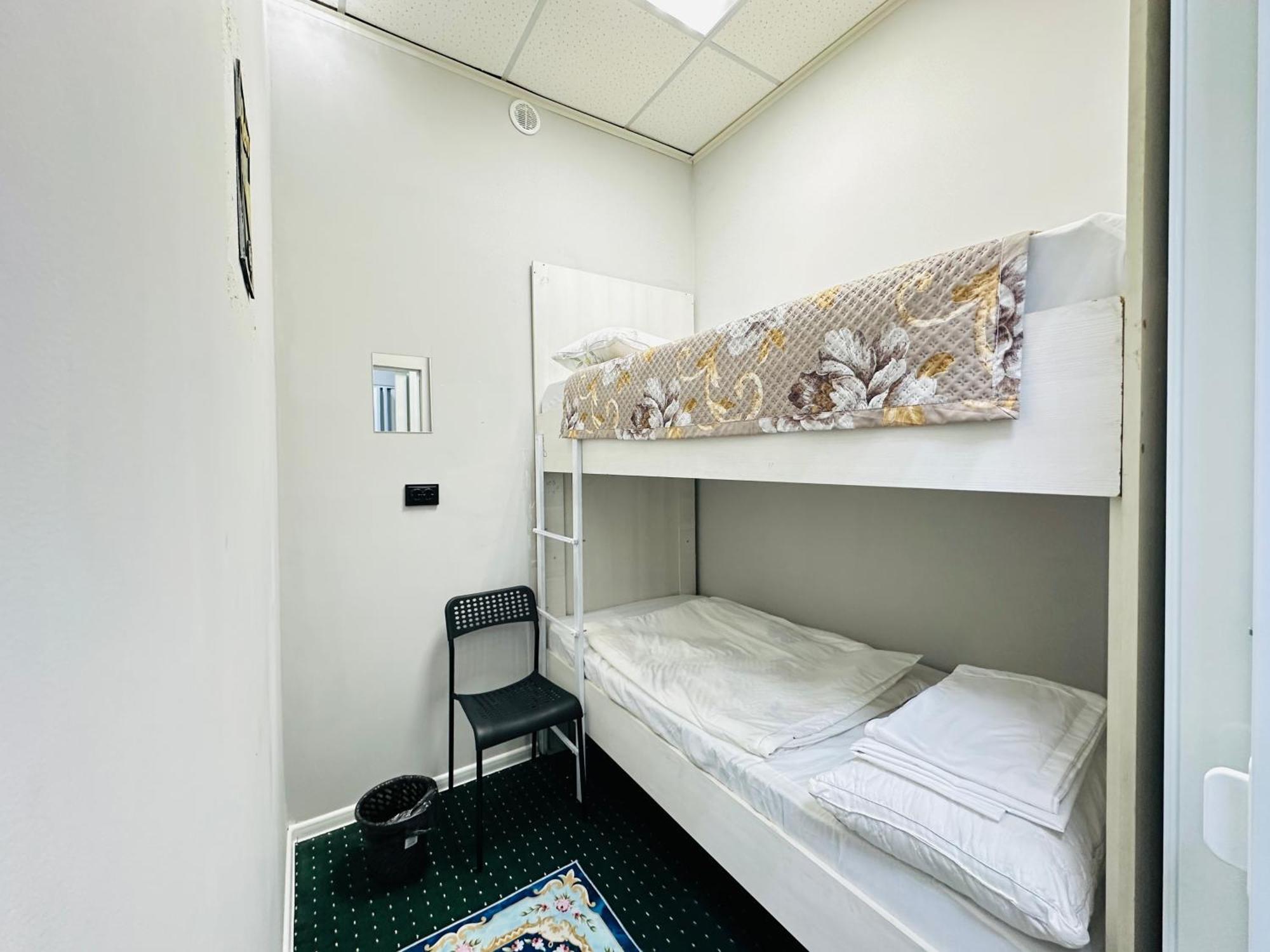 Center Capsule Hotel Αλμάτι Εξωτερικό φωτογραφία