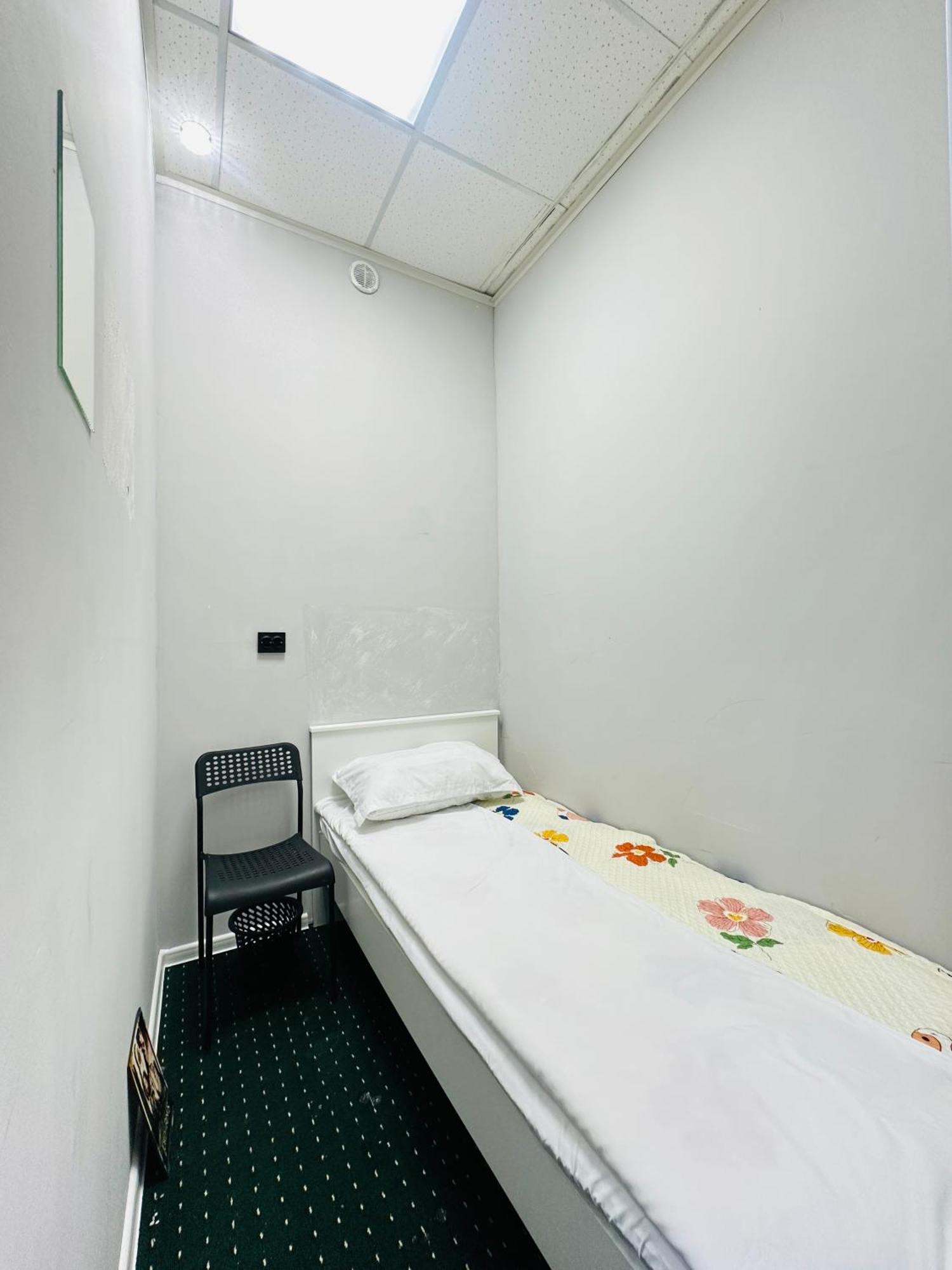 Center Capsule Hotel Αλμάτι Εξωτερικό φωτογραφία
